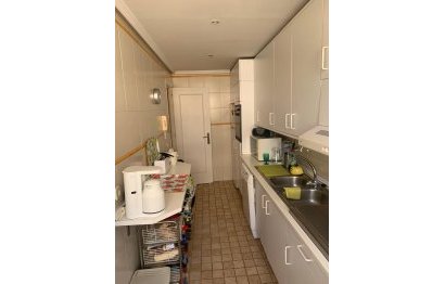 Resale - Apartment - Middle Floor Apartment - Marbella - Marbella Centro