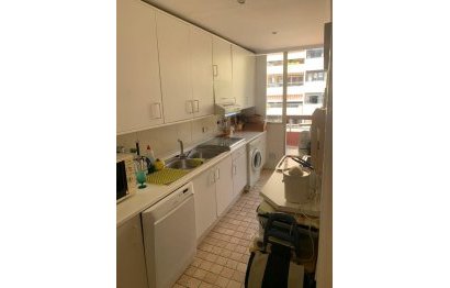 Resale - Apartment - Middle Floor Apartment - Marbella - Marbella Centro