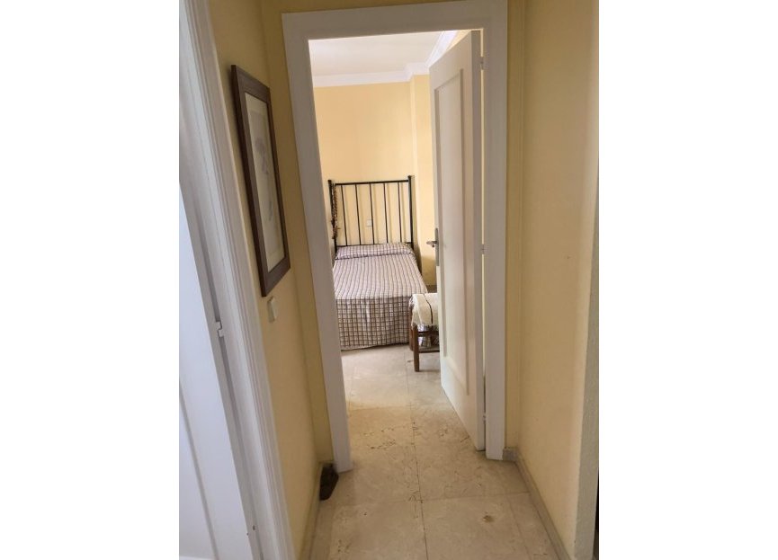 Resale - Apartment - Middle Floor Apartment - Marbella - Marbella Centro