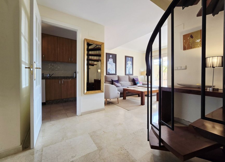 Resale - Apartment - Penthouse - Marbella - Elviria