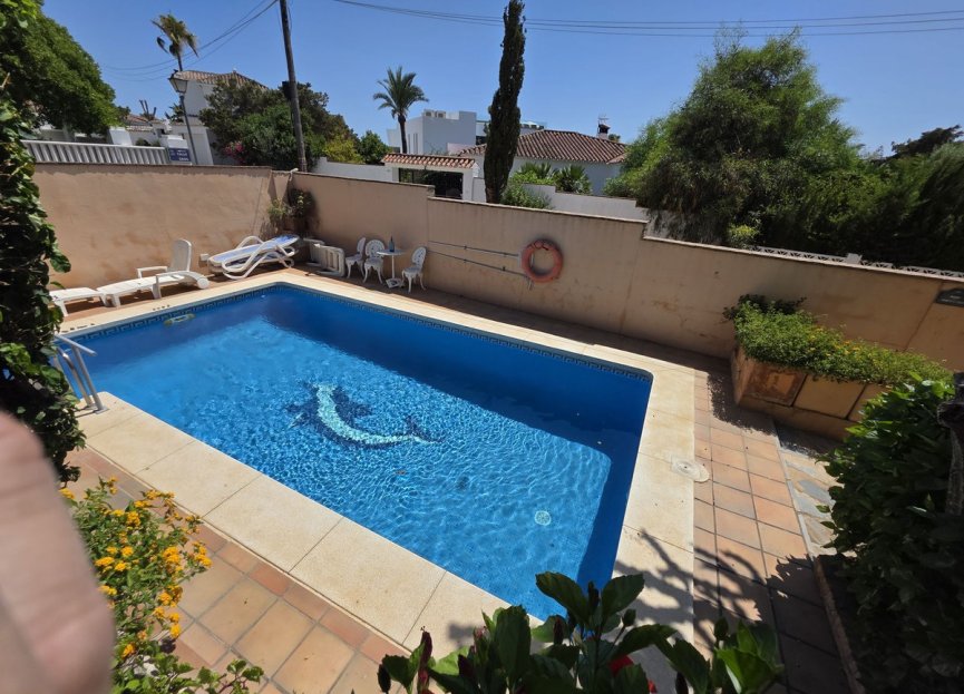 Resale - House - Detached Villa - Marbella - Marbesa