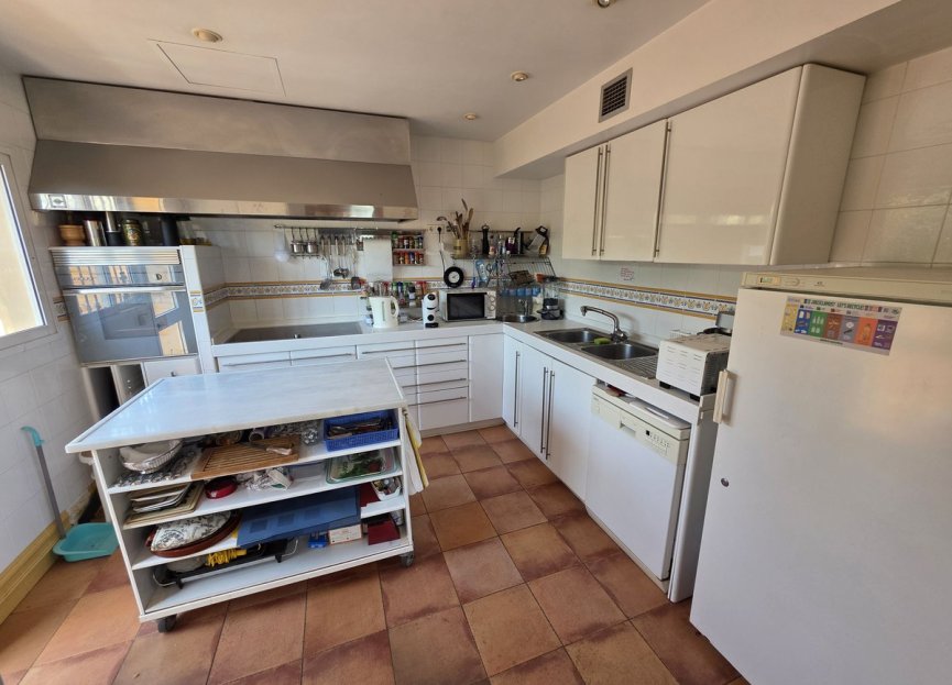 Resale - House - Detached Villa - Marbella - Marbesa