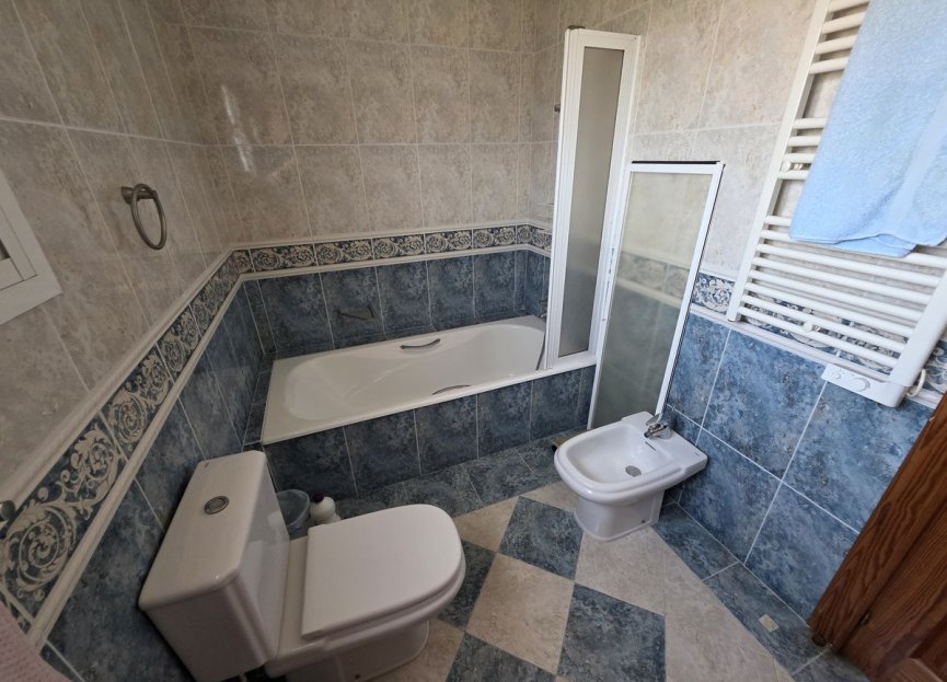 Resale - House - Detached Villa - Marbella - Marbesa