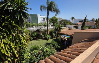 Resale - House - Detached Villa - Marbella - Marbesa