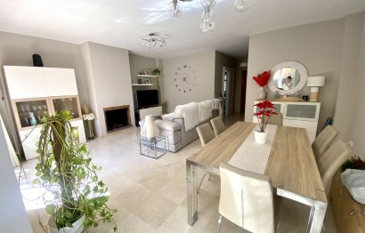 Resale - House - Townhouse - Estepona - Estepona Centro