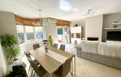 Resale - House - Townhouse - Estepona - Estepona Centro