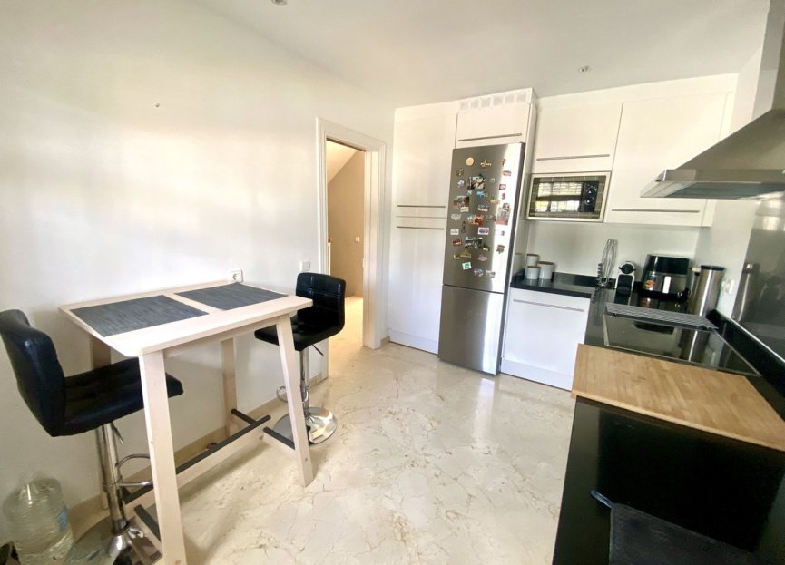 Resale - House - Townhouse - Estepona - Estepona Centro