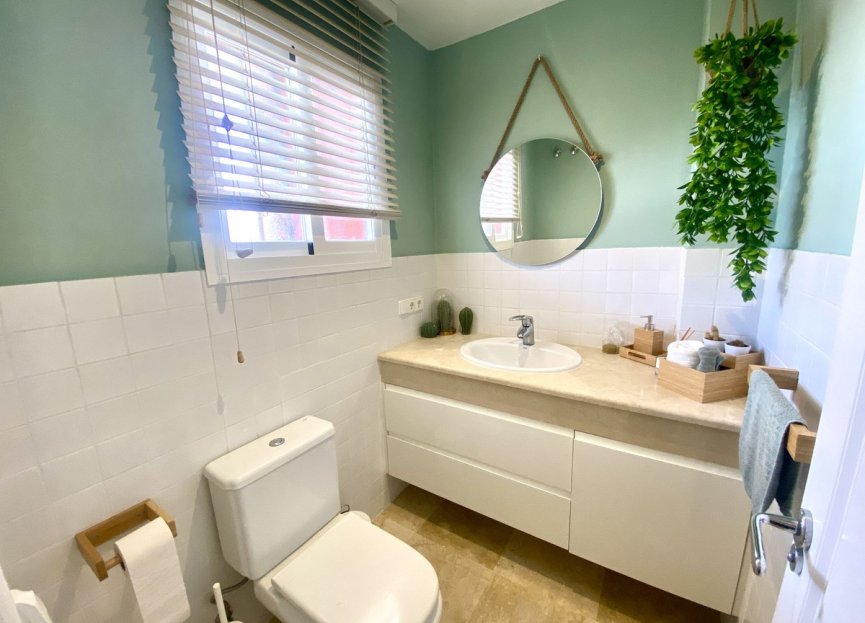 Resale - House - Townhouse - Estepona - Estepona Centro