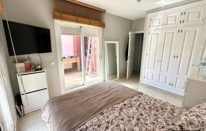 Resale - House - Townhouse - Estepona - Estepona Centro