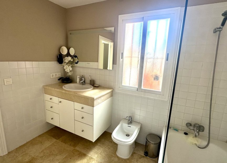 Resale - House - Townhouse - Estepona - Estepona Centro