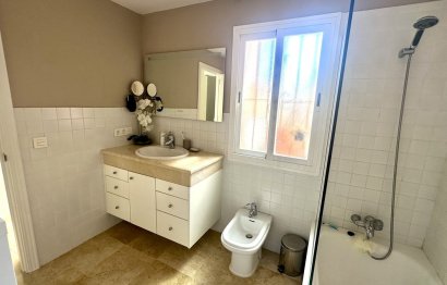 Resale - House - Townhouse - Estepona - Estepona Centro