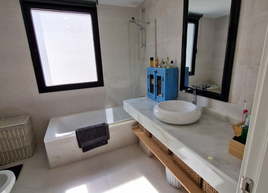 Reventa - Apartment - Middle Floor Apartment - Estepona - Estepona Centro