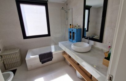 Reventa - Apartment - Middle Floor Apartment - Estepona - Estepona Centro