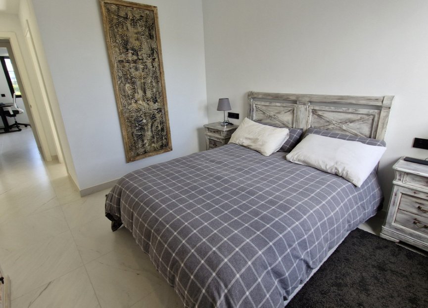 Reventa - Apartment - Middle Floor Apartment - Estepona - Estepona Centro