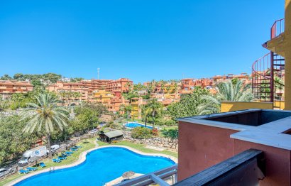 Resale - Apartment - Middle Floor Apartment - Marbella - Reserva de Marbella