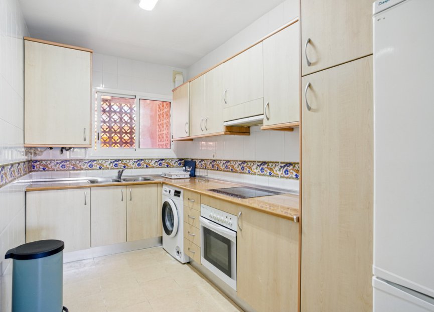 Resale - Apartment - Middle Floor Apartment - Marbella - Reserva de Marbella