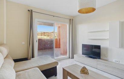 Resale - Apartment - Middle Floor Apartment - Marbella - Reserva de Marbella