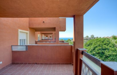 Resale - Apartment - Middle Floor Apartment - Marbella - Reserva de Marbella