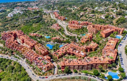 Resale - Apartment - Middle Floor Apartment - Marbella - Reserva de Marbella