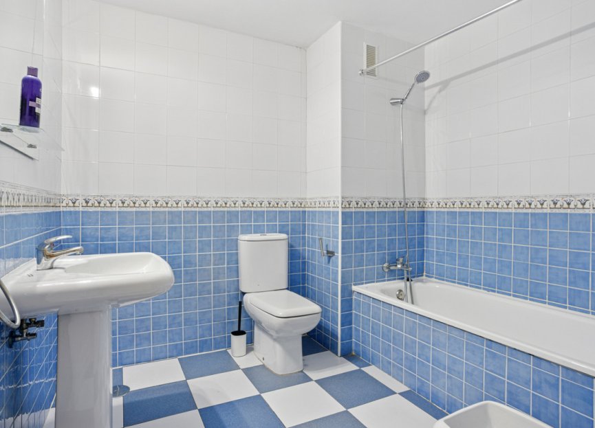 Resale - Apartment - Middle Floor Apartment - Marbella - Reserva de Marbella