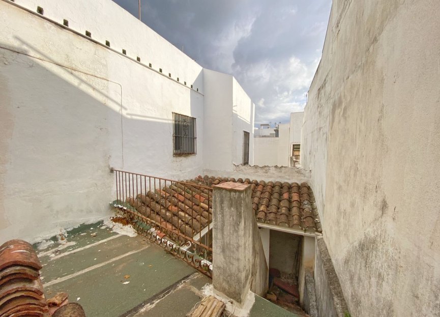 Resale - Apartment - Top Floor Apartment - Marbella - Marbella Centro