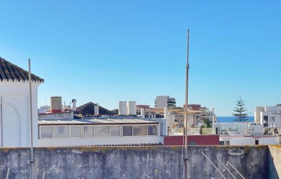 Resale - Apartment - Top Floor Apartment - Marbella - Marbella Centro