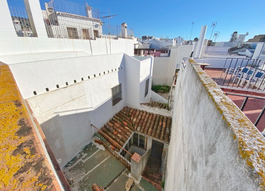 Resale - Apartment - Top Floor Apartment - Marbella - Marbella Centro