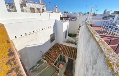 Resale - Apartment - Top Floor Apartment - Marbella - Marbella Centro