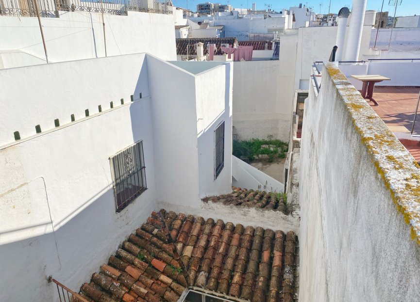 Resale - Apartment - Top Floor Apartment - Marbella - Marbella Centro