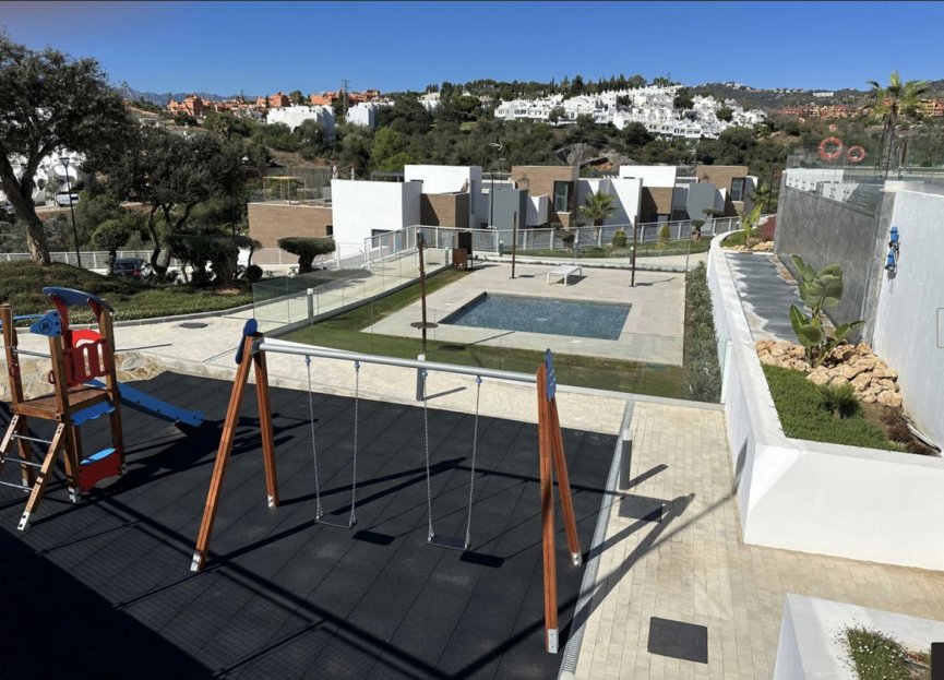 Resale - Apartment - Penthouse - Marbella - Cabopino