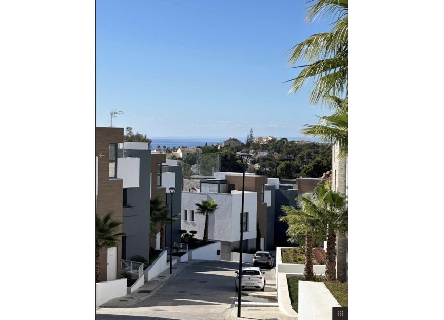 Resale - Apartment - Penthouse - Marbella - Cabopino