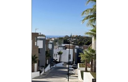 Resale - Apartment - Penthouse - Marbella - Cabopino