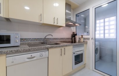 Resale - Apartment - Middle Floor Apartment - Manilva - La Duquesa