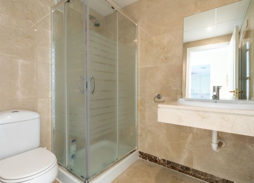 Resale - Apartment - Middle Floor Apartment - Manilva - La Duquesa