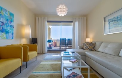 Resale - Apartment - Middle Floor Apartment - Manilva - La Duquesa