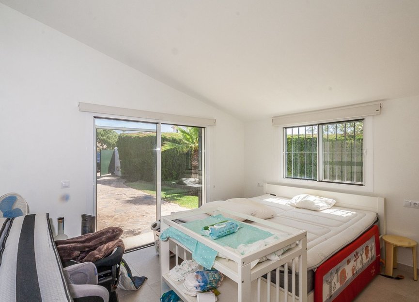 Resale - House - Detached Villa - Marbella - Elviria