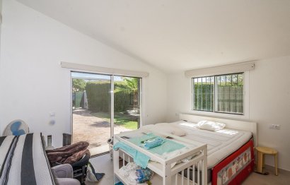 Resale - House - Detached Villa - Marbella - Elviria