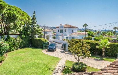 Resale - House - Detached Villa - Marbella - Elviria