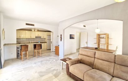 Resale - Apartment - Middle Floor Apartment - Fuengirola - Fuengirola Centro