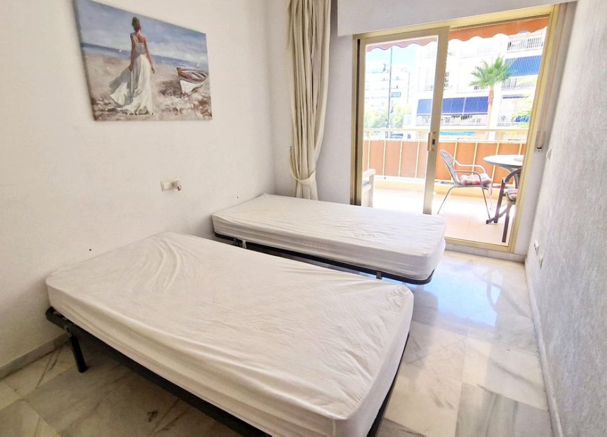 Resale - Apartment - Middle Floor Apartment - Fuengirola - Fuengirola Centro