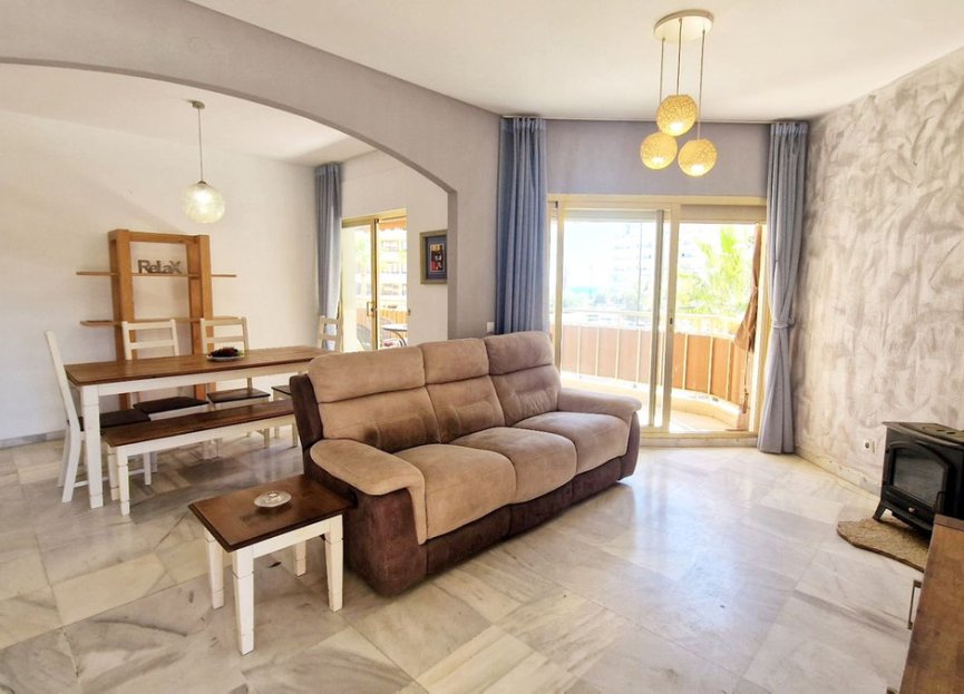 Resale - Apartment - Middle Floor Apartment - Fuengirola - Fuengirola Centro