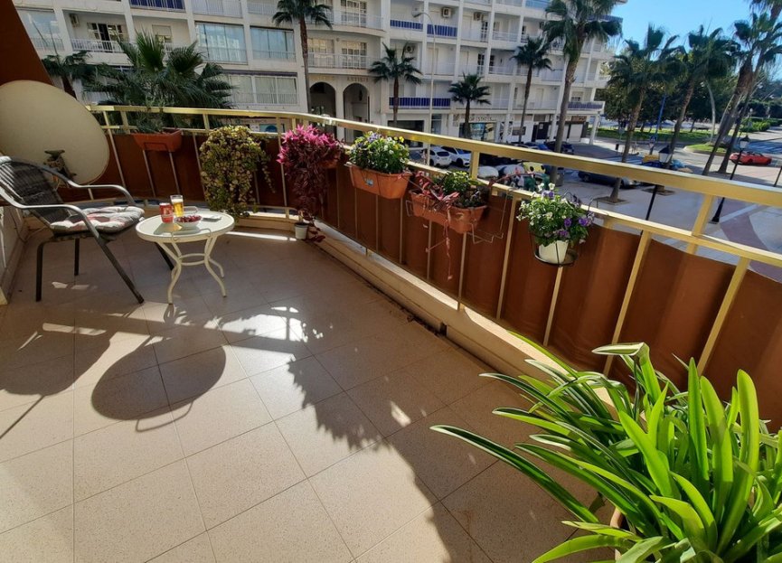 Resale - Apartment - Middle Floor Apartment - Fuengirola - Fuengirola Centro