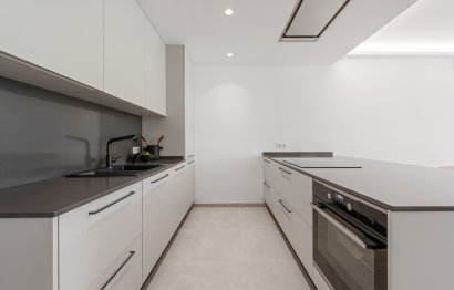 Resale - House - Townhouse - Marbella - Nueva Andalucia