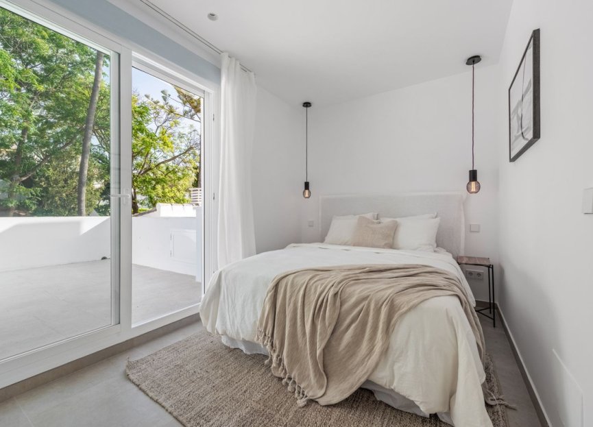 Resale - House - Townhouse - Marbella - Nueva Andalucia