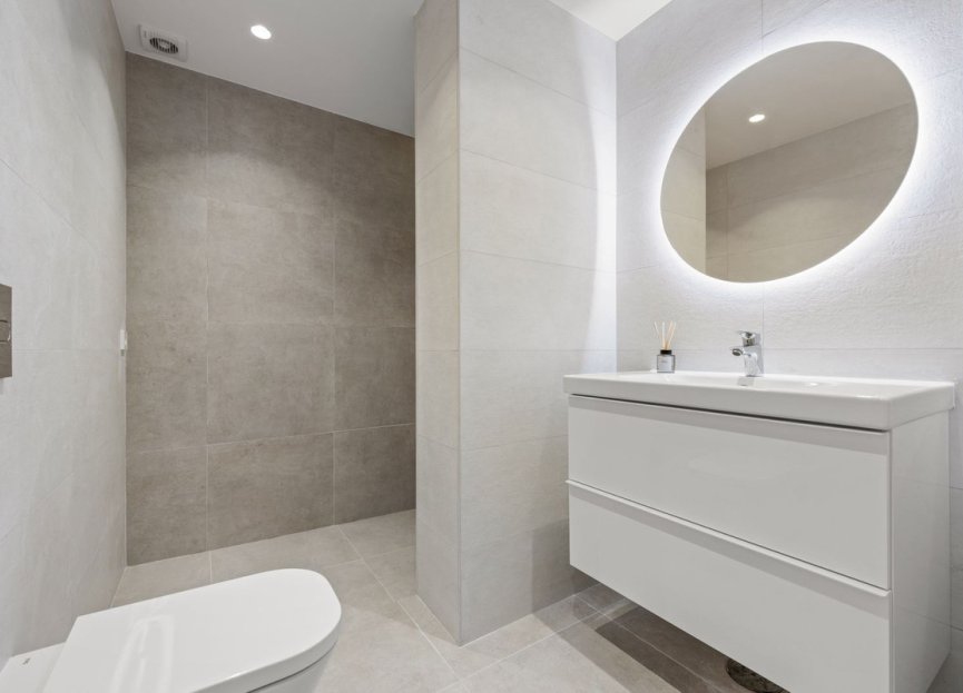 Resale - House - Townhouse - Marbella - Nueva Andalucia