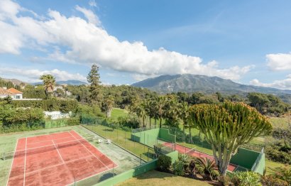 Resale - House - Townhouse - Marbella - Nueva Andalucia