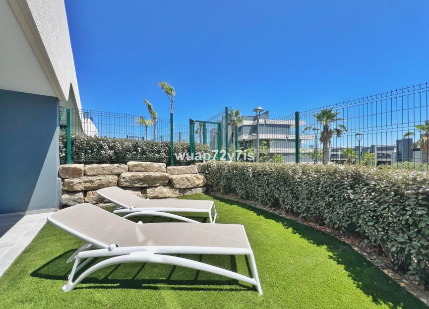 Resale - Ground floor apartment - Estepona - Selwo