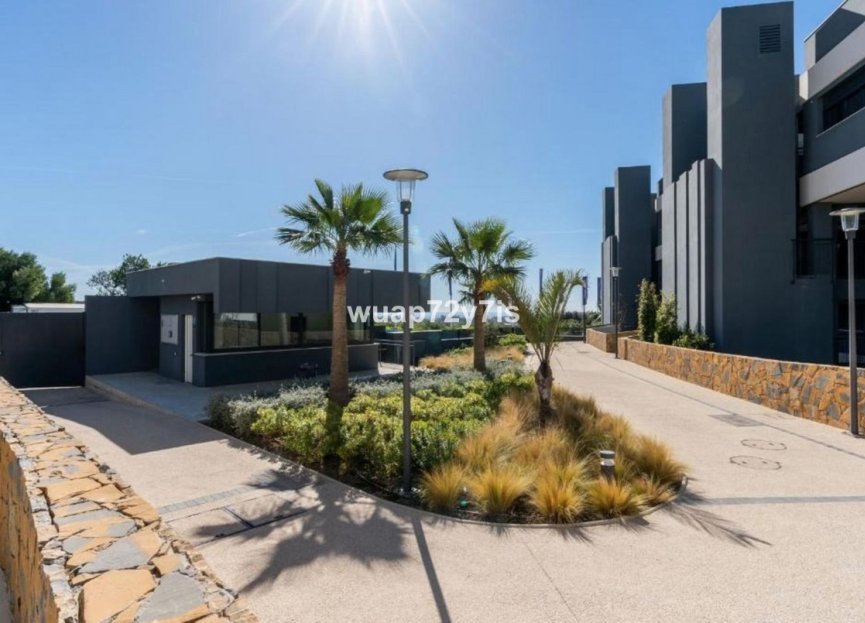 Resale - Ground floor apartment - Estepona - Selwo