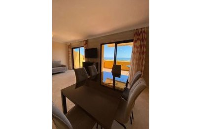 Resale - Apartment - Penthouse - Estepona - Selwo