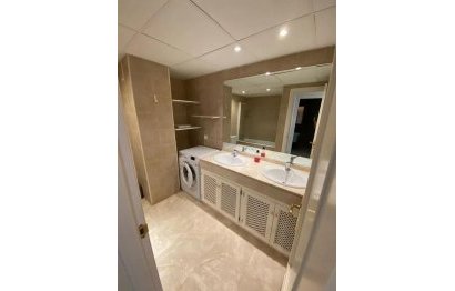 Resale - Apartment - Penthouse - Estepona - Selwo